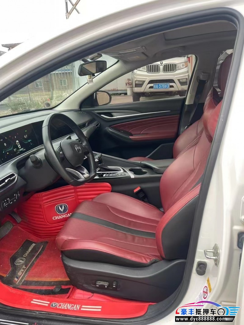 22年长安逸动轿车抵押车出售