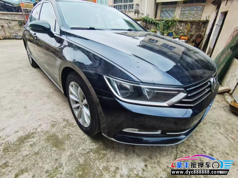 17年大众迈腾轿车抵押车出售