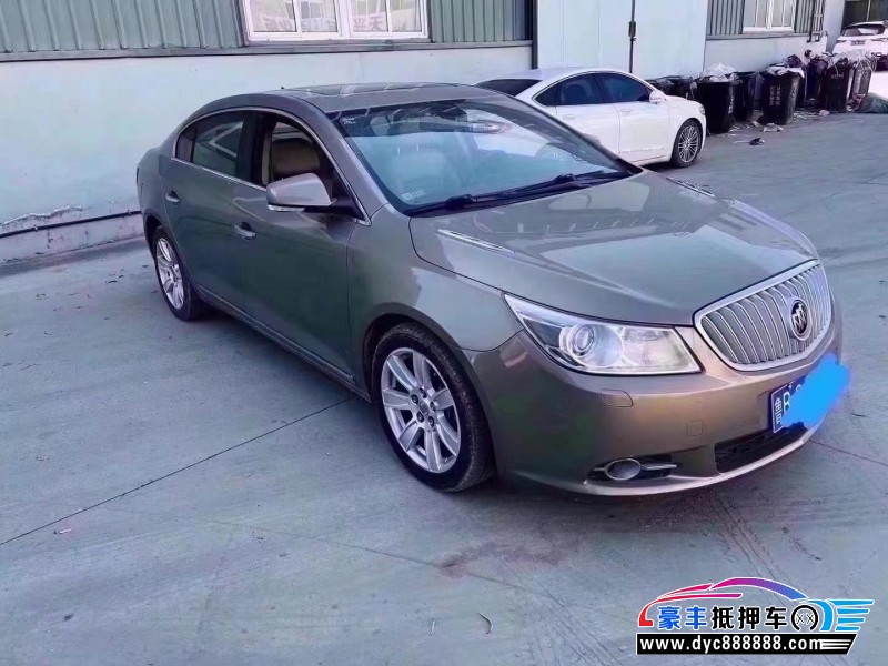 11年别克君越轿车抵押车出售