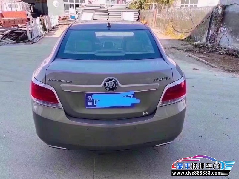 11年别克君越轿车抵押车出售