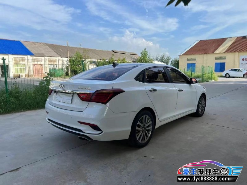 18年现代名图轿车抵押车出售