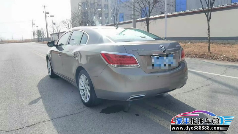 11年别克君越轿车抵押车出售