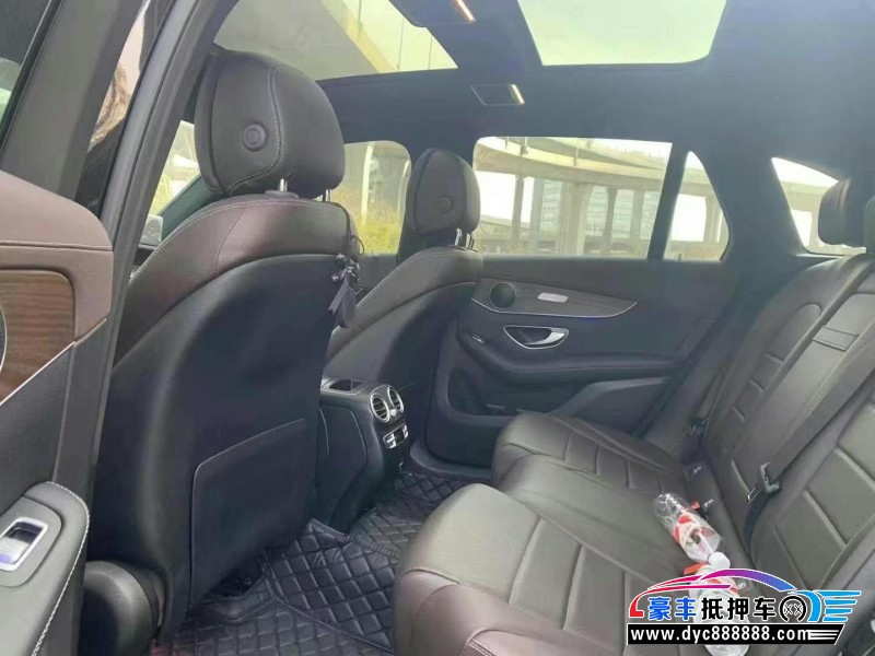 22年奔驰GLC轿车抵押车出售