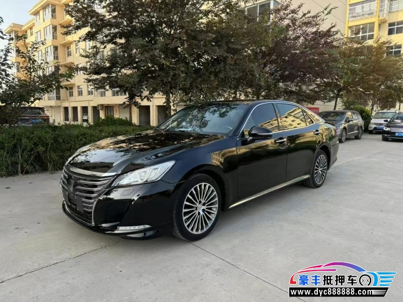 19年丰田皇冠轿车抵押车出售