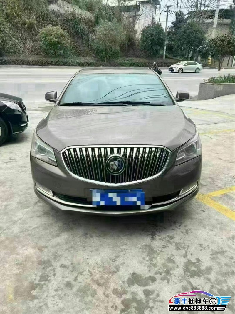 15年别克君越轿车抵押车出售