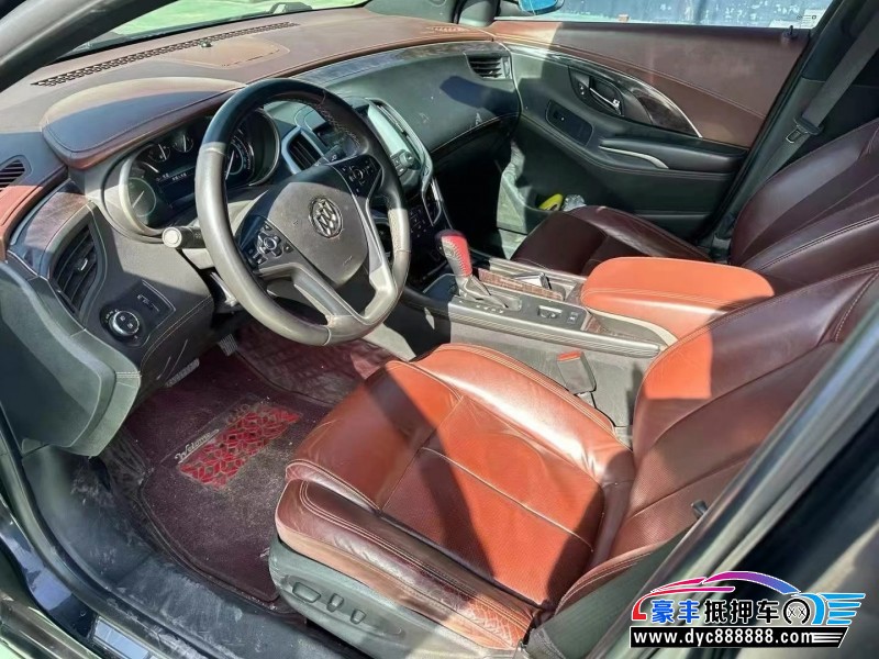 14年别克君越轿车抵押车出售