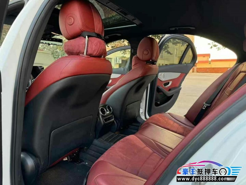 21年奔驰C轿车抵押车出售