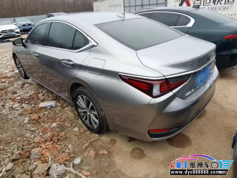 20年雷克萨斯ES轿车抵押车出售