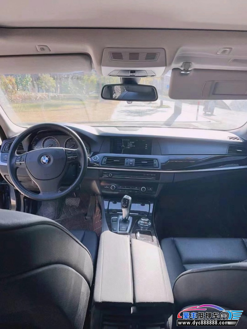 13年宝马5系轿车抵押车出售