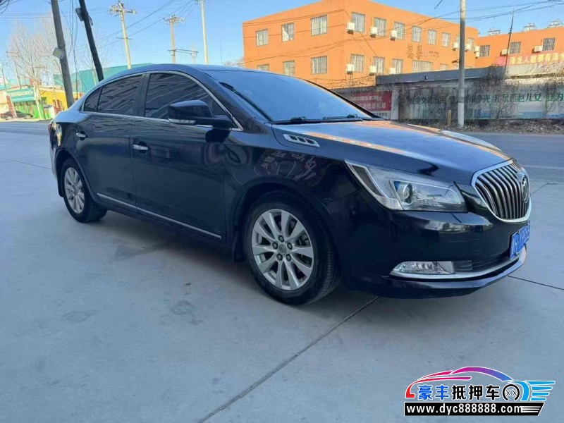 15年别克君越轿车抵押车出售