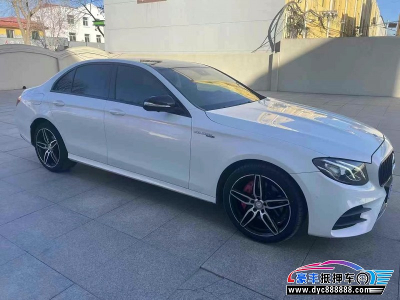 17年奔驰E轿车抵押车出售