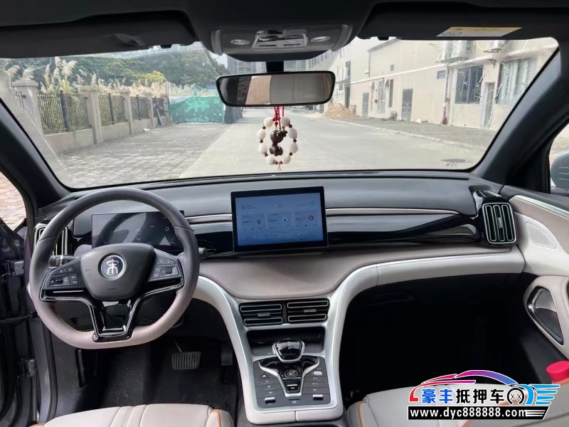 24年比亚迪宋轿车抵押车出售