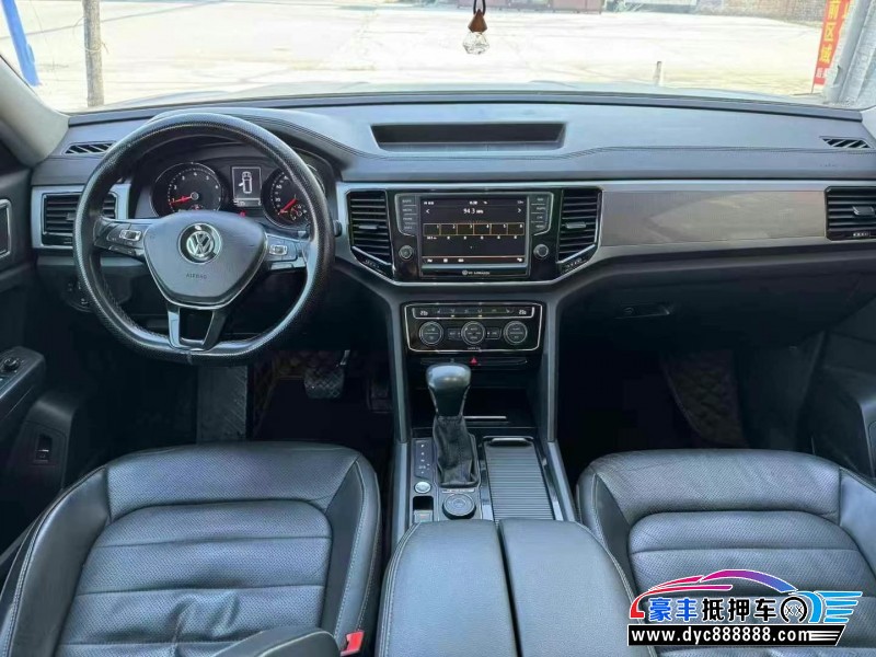 18年大众途昂轿车抵押车出售