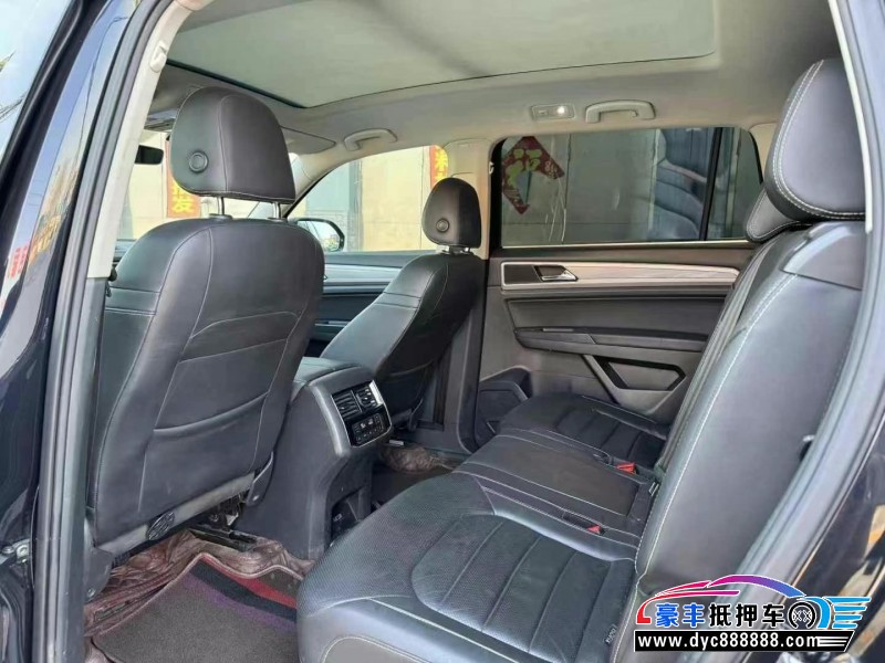 18年大众途昂轿车抵押车出售