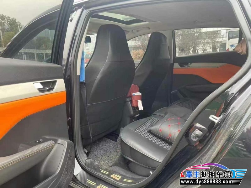 23年东风风神奕炫轿车抵押车出售