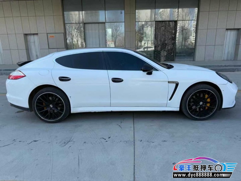 10年保时捷帕纳梅拉跑车抵押车出售