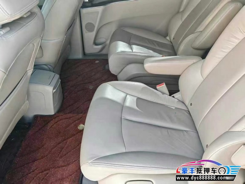 19年别克GL8轿车抵押车出售