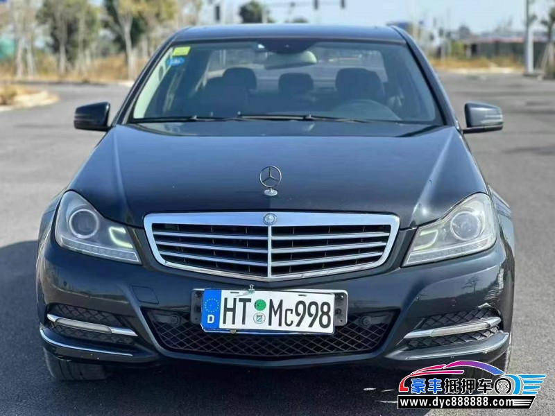 13年奔驰C轿车抵押车出售