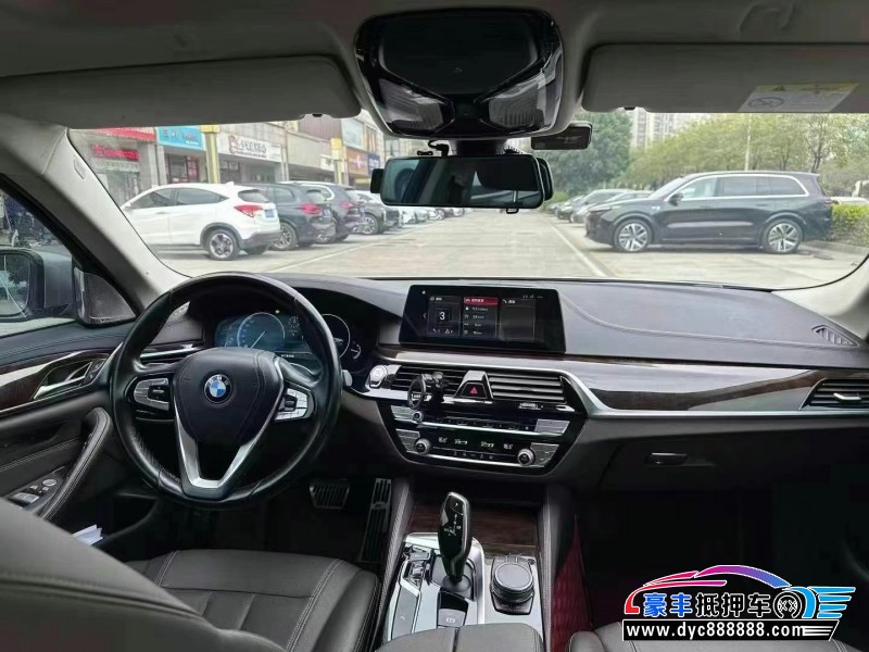 19年宝马5系轿车抵押车出售