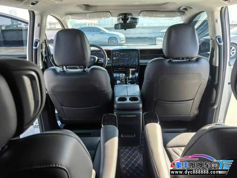 24年传祺M8轿车抵押车出售