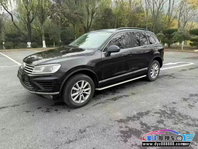 16年大众途锐轿车抵押车出售