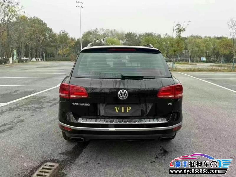 16年大众途锐轿车抵押车出售