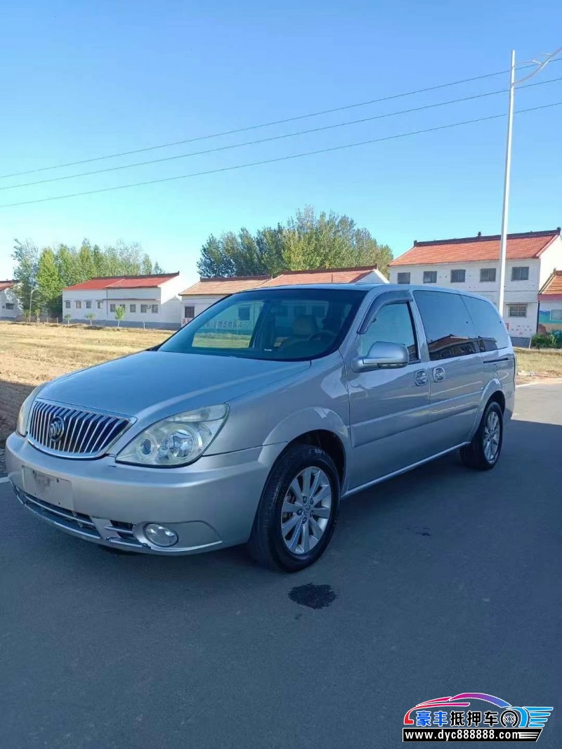 11年别克GL8轿车抵押车出售