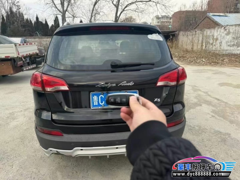15年众泰大迈X5轿车抵押车出售