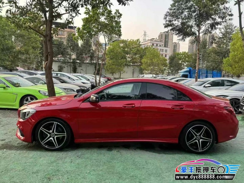 18年奔驰CLA轿车抵押车出售