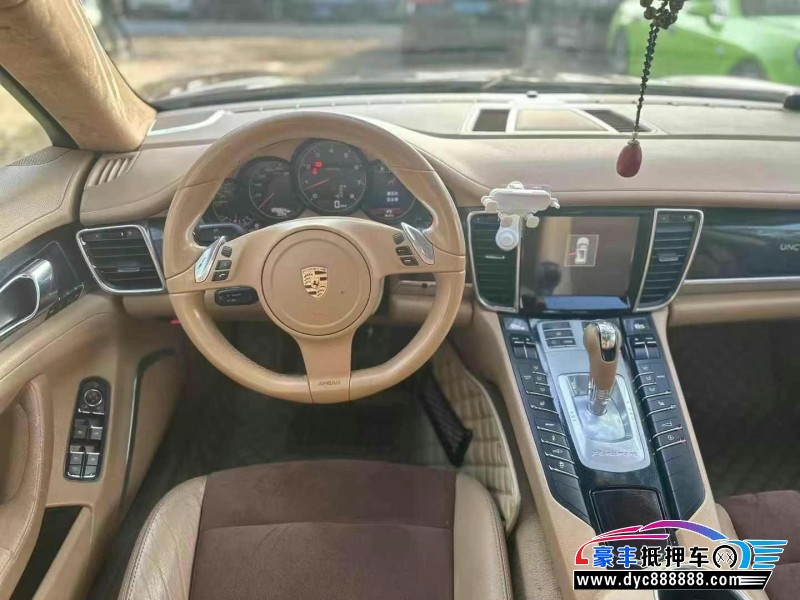 11年保时捷帕纳梅拉轿车抵押车出售