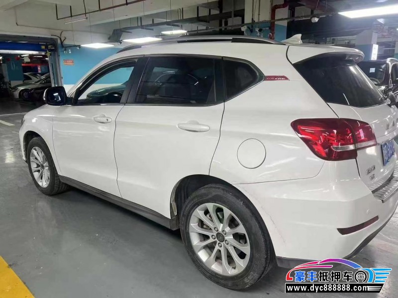 17年长城哈弗H2轿车抵押车出售