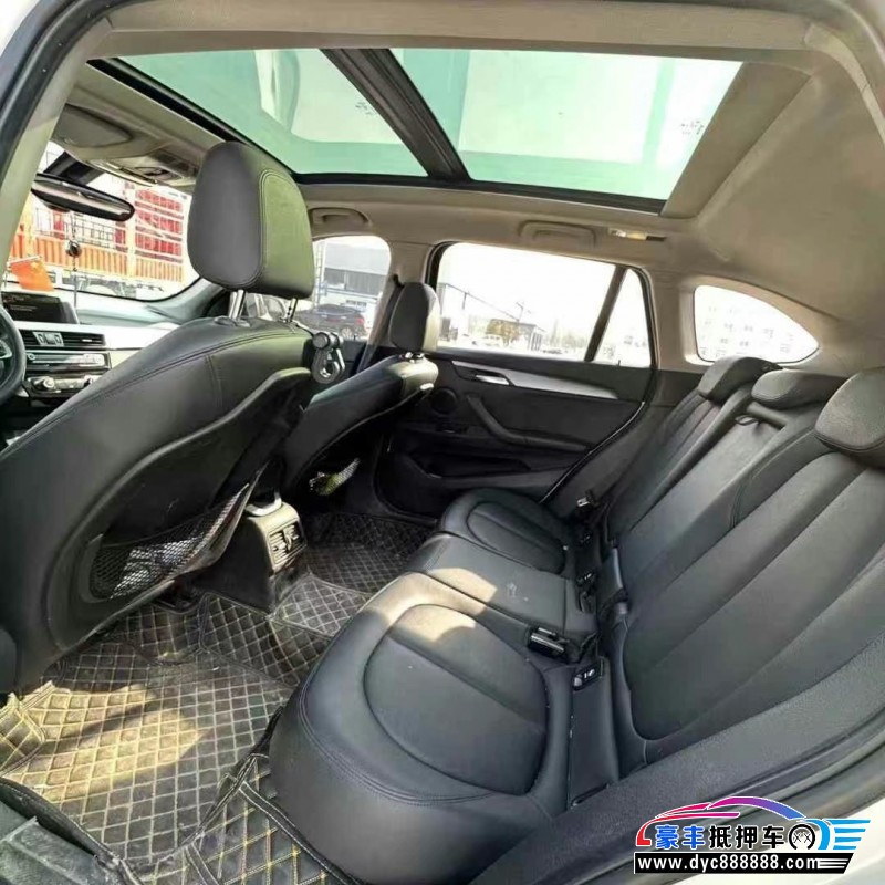 17年宝马X1轿车抵押车出售