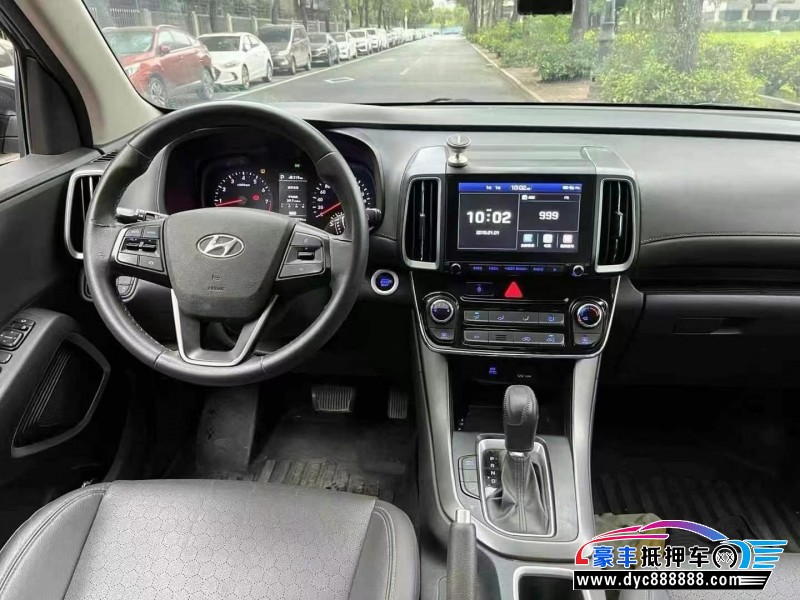 18年现代ix35轿车抵押车出售