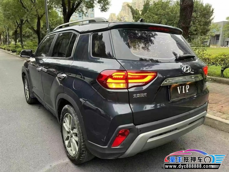 18年现代ix35轿车抵押车出售