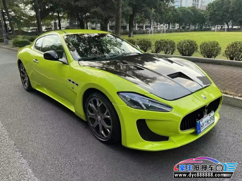 11年玛莎拉蒂GT轿车抵押车出售