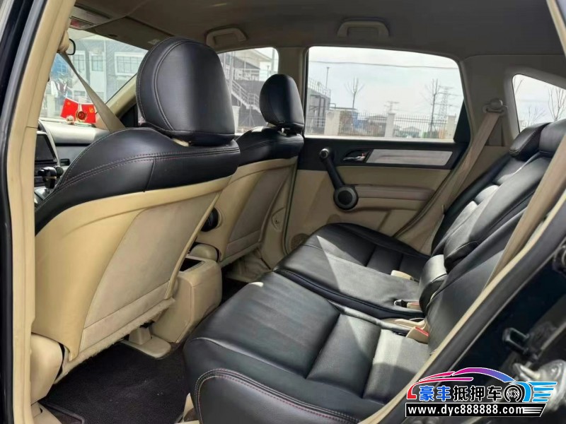 10年本田CR-V轿车抵押车出售