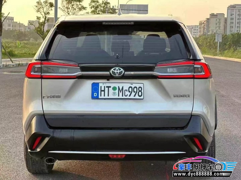 22年丰田威兰达轿车抵押车出售