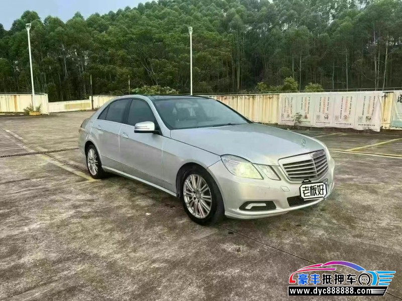 10年奔驰E轿车抵押车出售