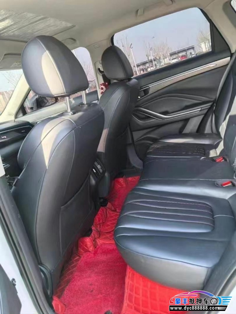 23年奔腾T55轿车抵押车出售