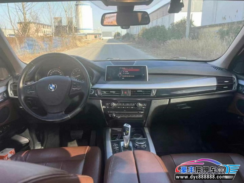 17年宝马X5 M轿车抵押车出售