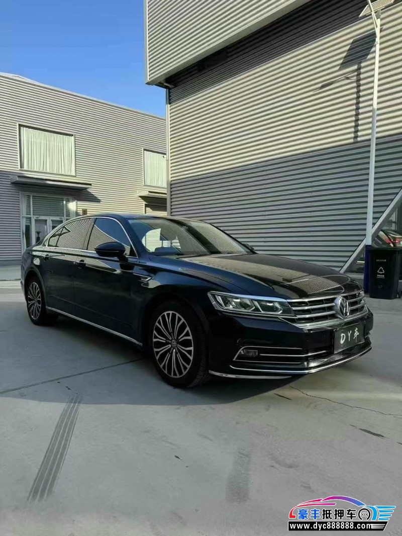 17年大众辉昂轿车抵押车出售