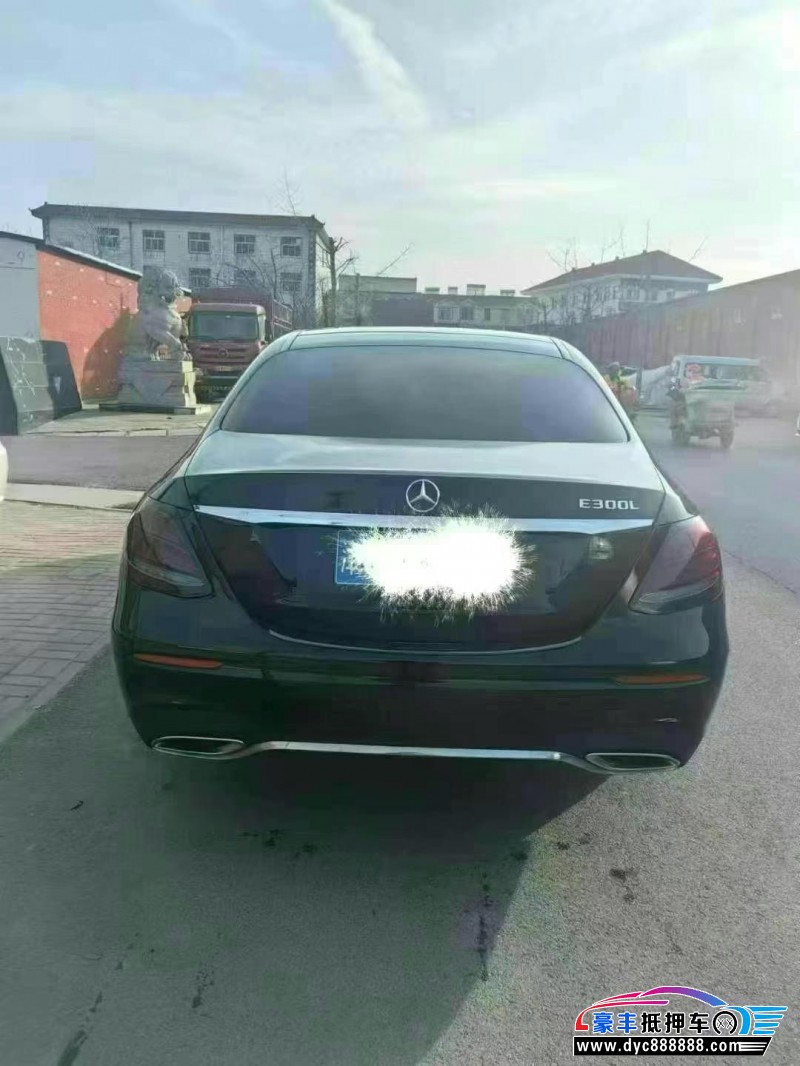 19年奔驰E轿车抵押车出售