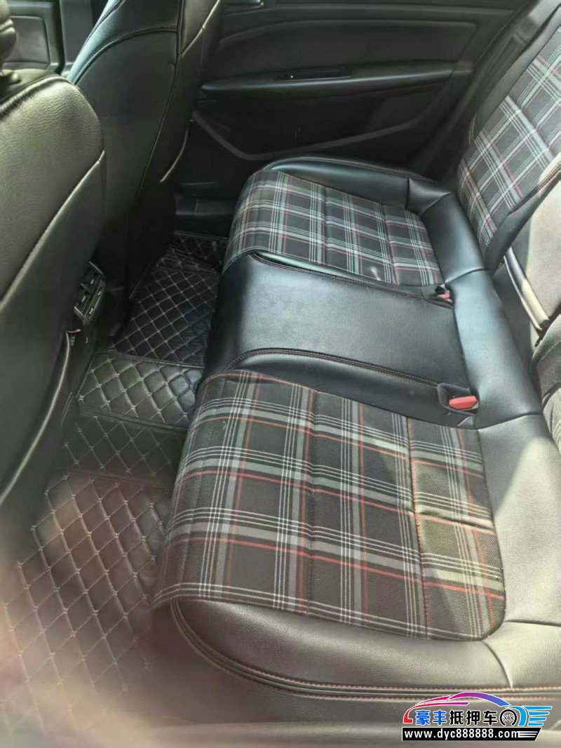 17年标致408轿车抵押车出售