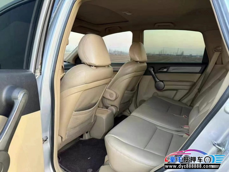 10年本田CR-V轿车抵押车出售