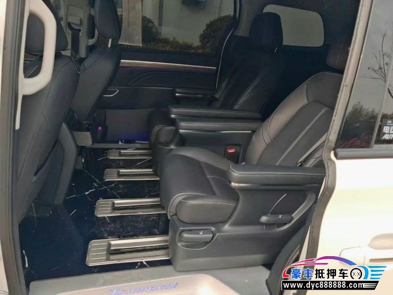 21年传祺M8轿车抵押车出售