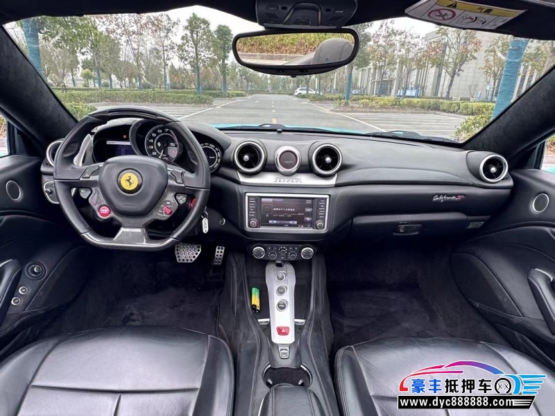 15年法拉利California T轿车抵押车出售