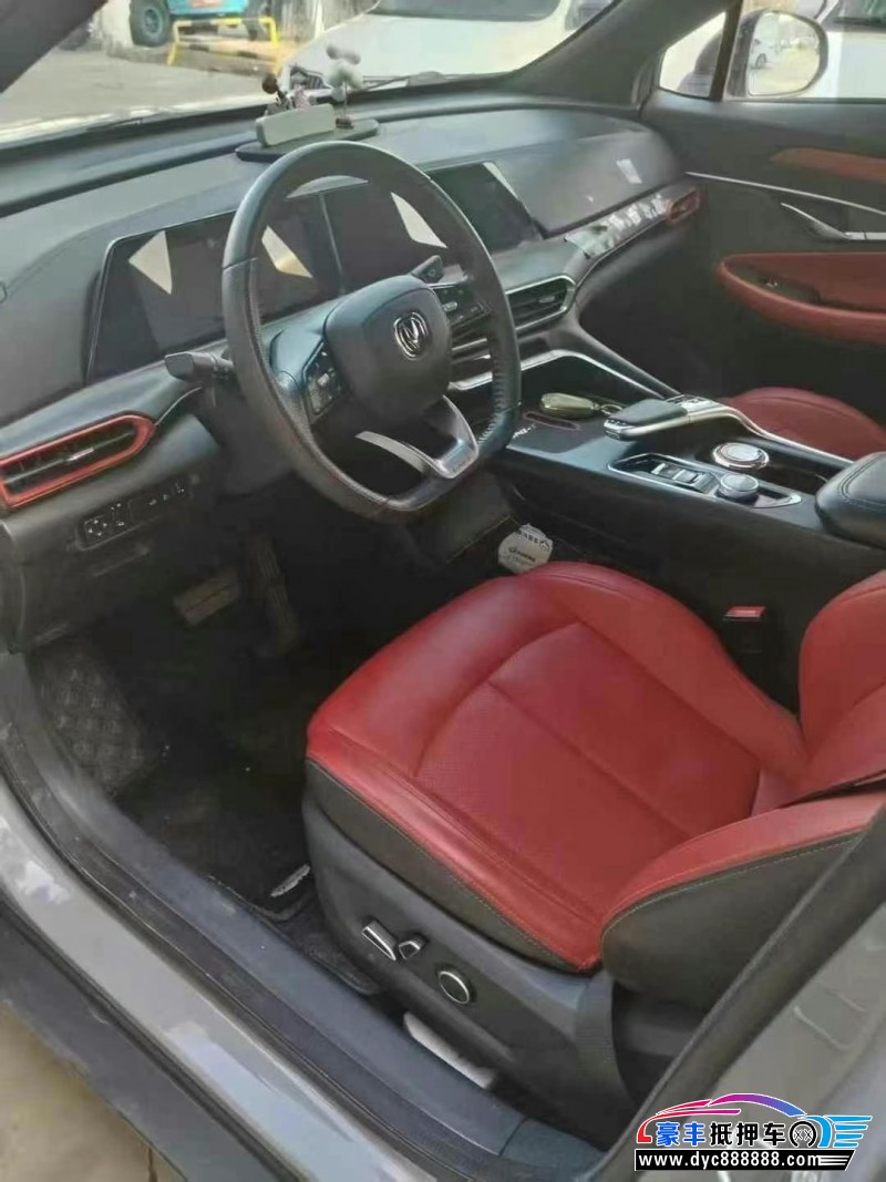 20年长安长安UNI轿车抵押车出售