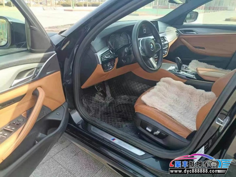 18年宝马5系轿车抵押车出售