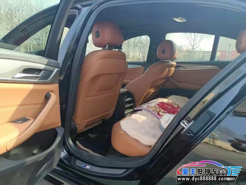 18年宝马5系轿车抵押车出售