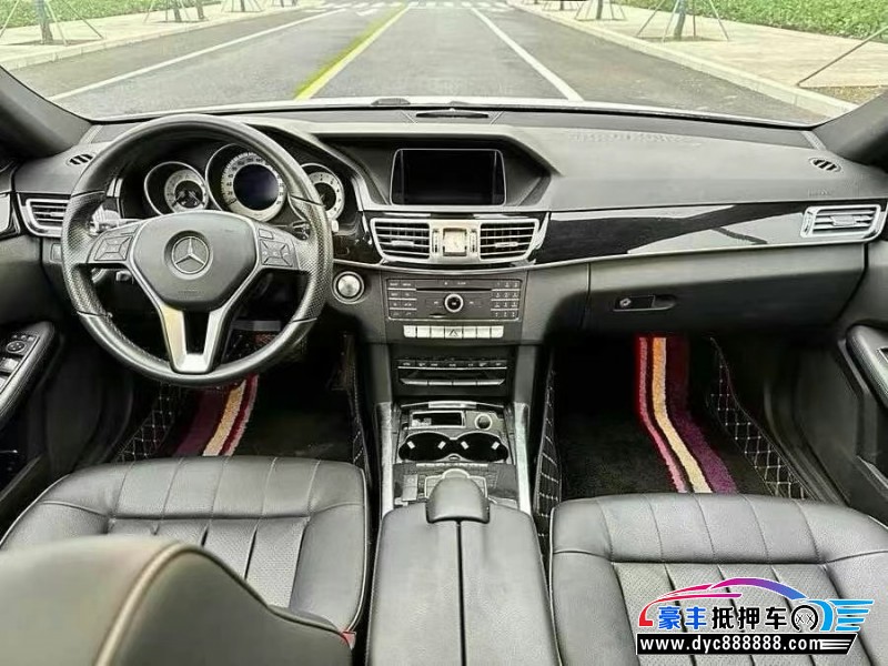 16年奔驰E轿车抵押车出售